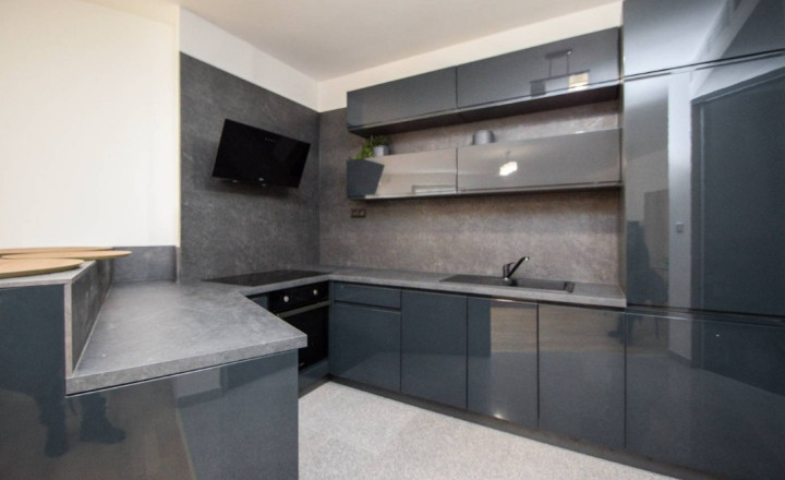 Beautiful 1-bedroom apartment in a new building with a terrace for rent in the Old Town - fotografia 1