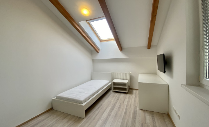 Superior 4- bedroom duplex in a new building with terrace and garage for rent in Petržalka - fotografia 11