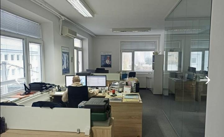 Lukratívne kancelárske priestory v novostavbe s parkovaním na prenájom v Ružinove - fotografia 8