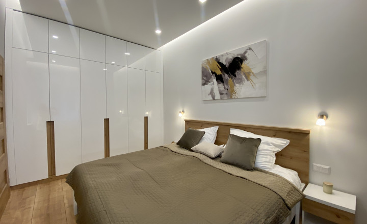 Beautiful air-conditioned 2-bedroom apartment for rent in the Old Town - fotografia 9