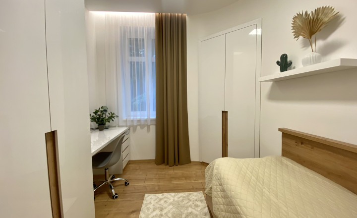 Beautiful air-conditioned 2-bedroom apartment for rent in the Old Town - fotografia 11