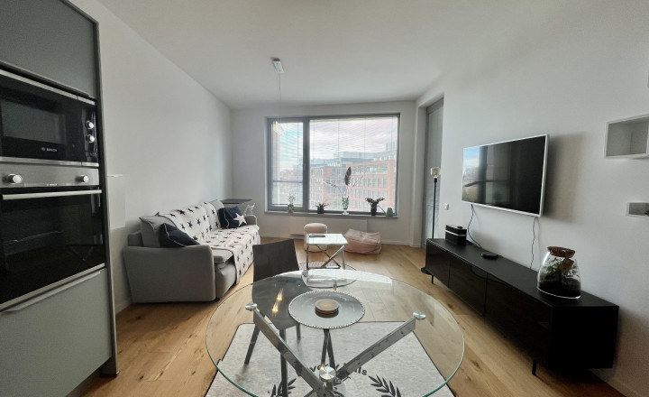 Modern1-bedroom apartment in a lucrative new building with loggia for rent in the Old town - fotografia 1