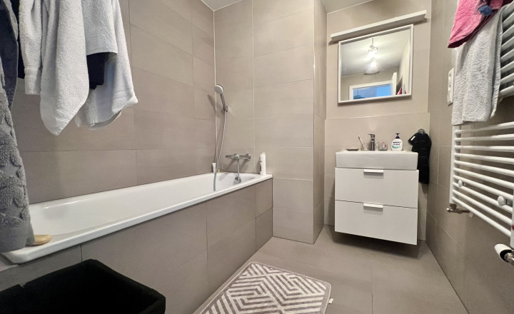 Modern1-bedroom apartment in a lucrative new building with loggia for rent in the Old town - fotografia 9