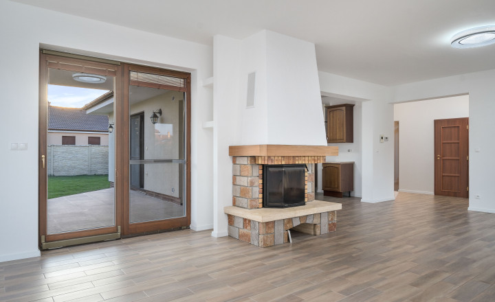 Newly built 3- bedroom family house with garden for rent in Slovenský Grob - fotografia 8