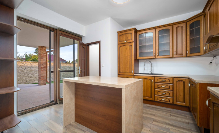 Newly built 3- bedroom family house with garden for rent in Slovenský Grob - fotografia 11