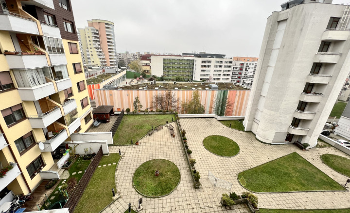 Pekný 3i byt s terasou a parkovaním na prenájom v Karlovej Vsi - fotografia 14