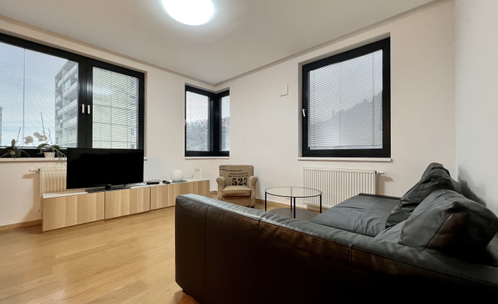 Beautiful 1- bedroom apartment in a new building with loggia and parking for rent in the Old Town - fotografia 2