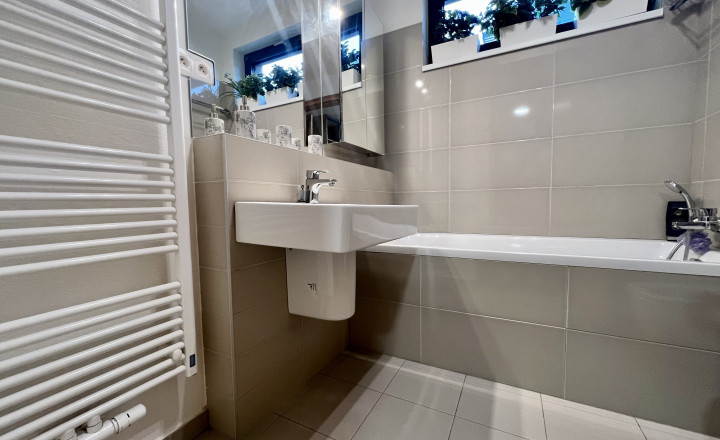 Beautiful 1- bedroom apartment in a new building with loggia and parking for rent in the Old Town - fotografia 7