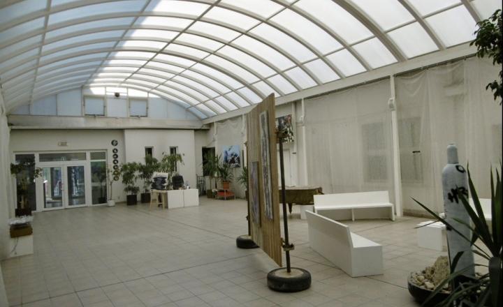 Lucrative office premises with parking for rent in Ružinov - fotografia 12