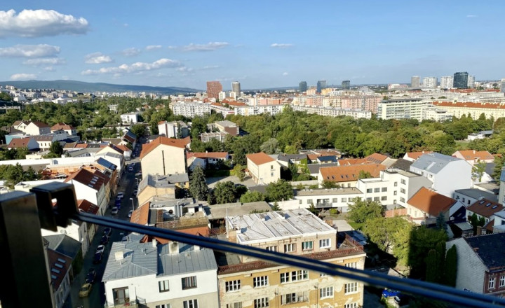 Luxusný 2i byt v novostavbe s lodžiou a parkovaním na prenájom v Starom meste - fotografia 17