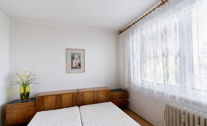 Pleasant 2- bedroom apartment with loggia for rent in Rača - fotografia 3