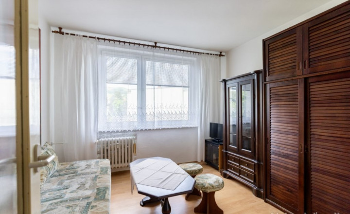 Pleasant 2- bedroom apartment with loggia for rent in Rača - fotografia 5