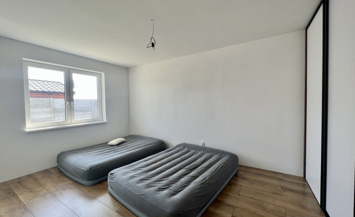 Novostavba 4- izbový bungalov so záhradou na predaj v Lehniciach PREDANÝ - fotografia 5
