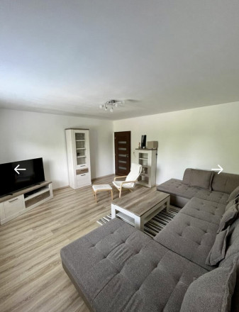 A large family house with a large plot of land for sale in Šamorín - fotografia 25