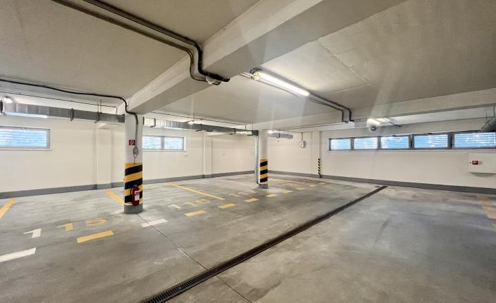 Lukratívne kancelárske priestory v novostavbe s terasou a parkovaním na predaj v Petržalke - fotografia 18