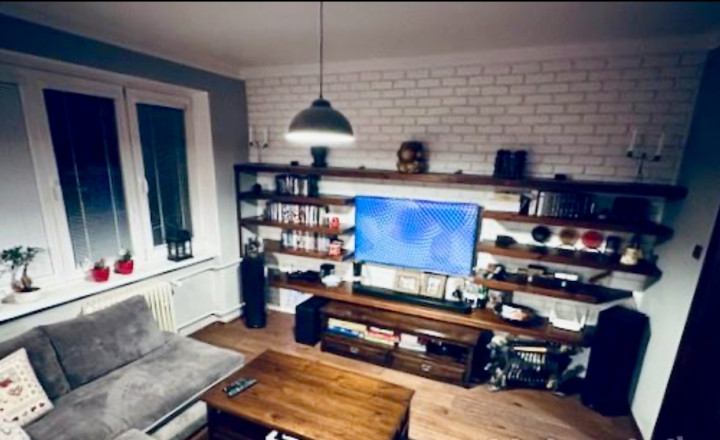 Moderný kompletne zrekonštruovaný 2- izbový byt na prenájom v Rači