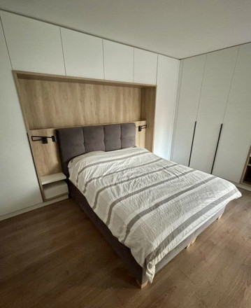 Moderný klimatizovaný 2- izbový byt s balkónom na prenájom v Starom meste - fotografia 9