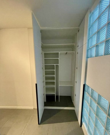 Moderný klimatizovaný 2- izbový byt s balkónom na prenájom v Starom meste - fotografia 15