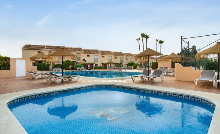 Priestranné apartmány na predaj v Španielsku na pobreží Costa del Sol