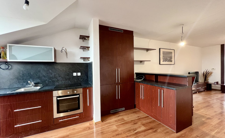 Pleasant 1- bedroom apartment with balcony for sale in Malinovo