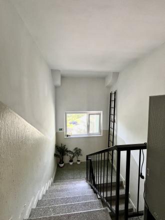1- izbový byt s lodžiou v pôvodnom stave na predaj v Rači PREDANÝ - fotografia 4