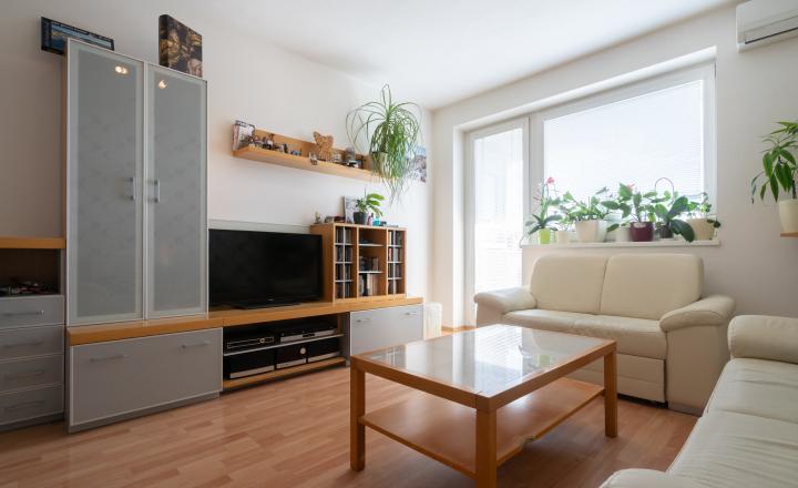 Priestranný 3- izbový byt s balkónom na predaj vo Vrakuni - fotografia 2