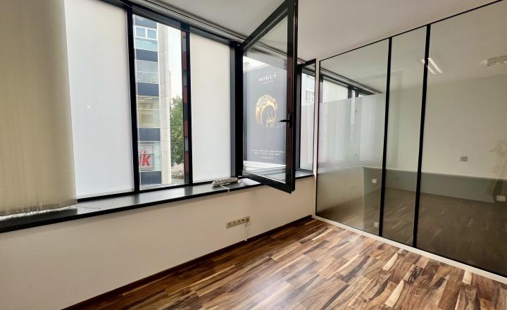 Air-conditioned office space for rent in the Old Town - fotografia 4