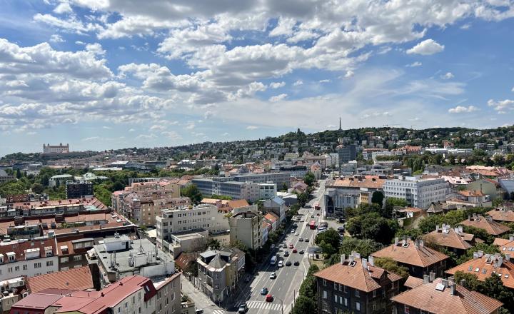 Nadštandardný 2- izbový byt s lodžiou na prenájom v Starom meste - fotografia 12