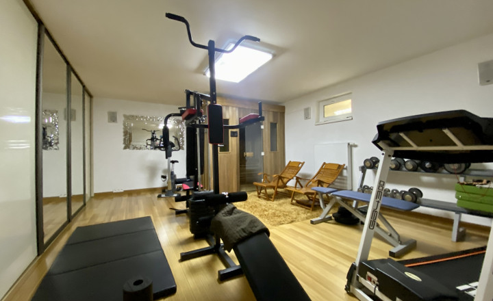 5-room family house, garden, parking, for rent Nové mesto - fotografia 12