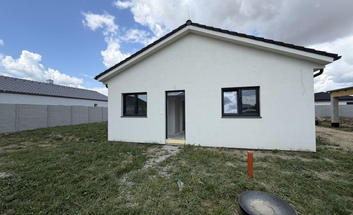 4- izbová NOVOSTAVBA rodinný dom so záhradou v centre nového Hviezdoslavova