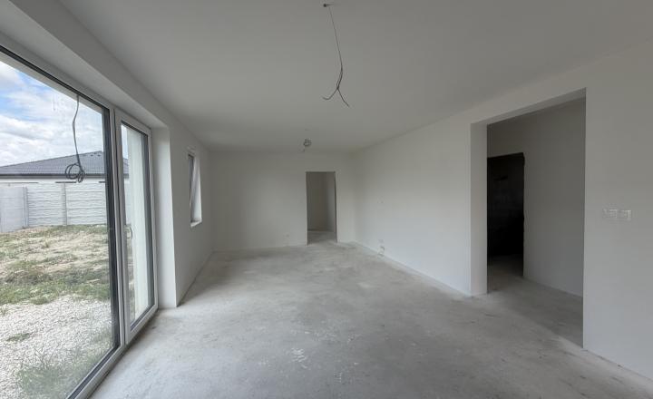 4- izbová NOVOSTAVBA rodinný dom so záhradou v centre nového Hviezdoslavova - fotografia 4