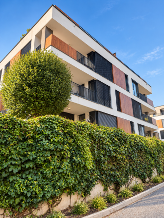 Exclusive 3- bedroom apartment in a new building with a terrace and parking for rent in Nové mesto RESERVED - fotografia 16