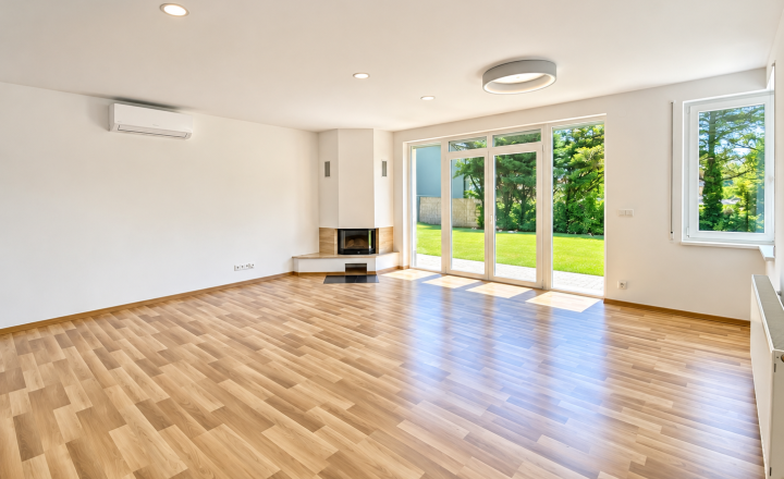 6-izbový rodinný dom, úžitková plocha 265 m2/ záhrada 600m2 - fotografia 1
