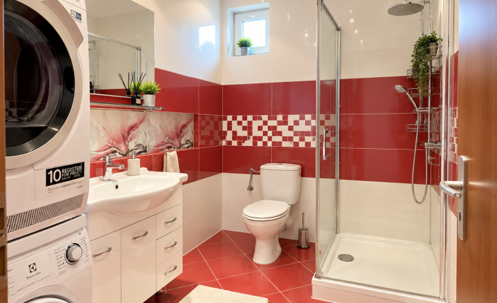 Unique 4-room ground-floor apartment (80 m²) / loggia / 2 parking spaces - fotografia 8