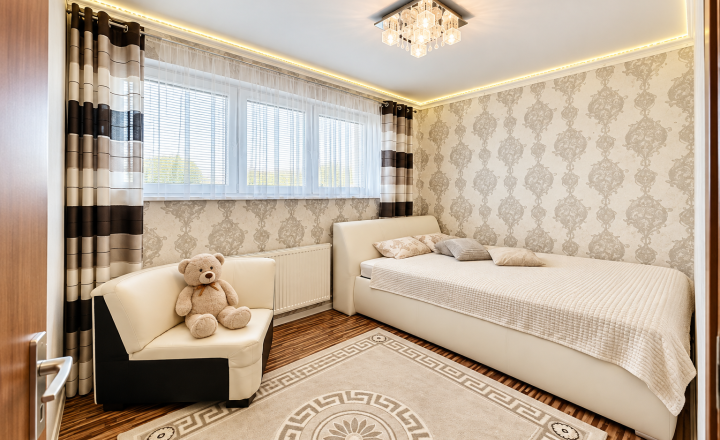 Unique 4-room ground-floor apartment (80 m²) / loggia / 2 parking spaces - fotografia 7