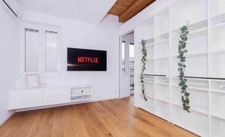 Fully renovated 2-room apartment for rent in the Old Town - fotografia 3