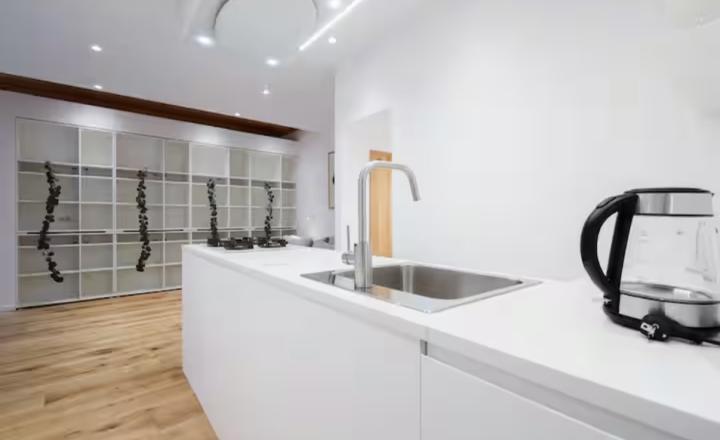 Fully renovated 2-room apartment for rent in the Old Town - fotografia 7