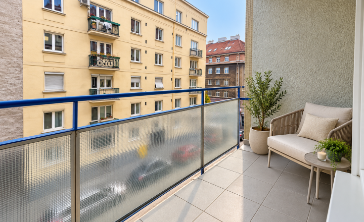 Priestranný 3- izbový byt 74.05m2/ s balkón na predaj v Starom meste - fotografia 11