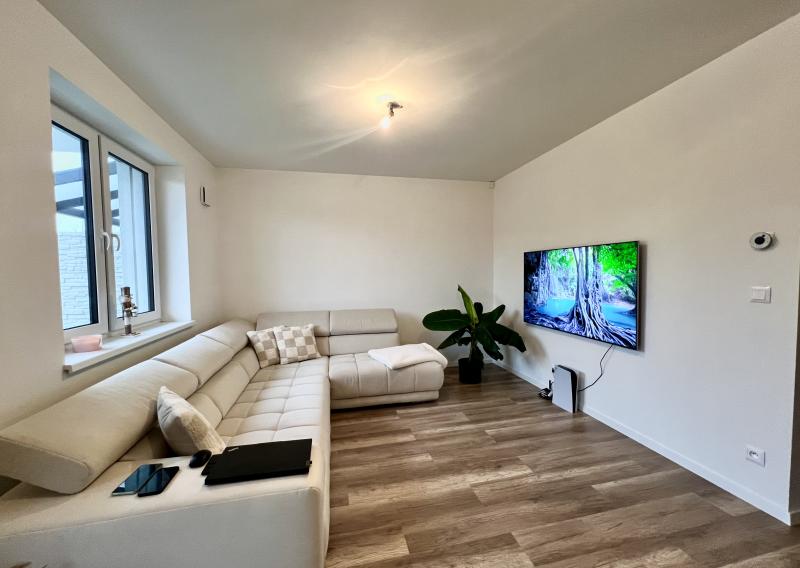 2-room apartment in a new building, 47 m2 front garden, parking SOLD