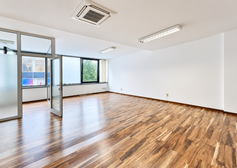 Air-conditioned office space for rent in the Old Town
